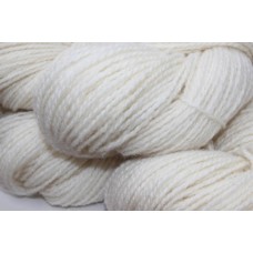 Balti siūlai (Lietuviškų avių vilna) - naminiai siūlai