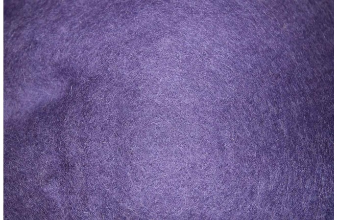 Levandų tamsioji spalvos karšinys